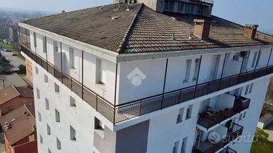 4 LOCALI A NOVELLARA