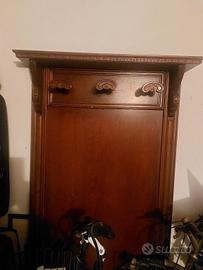 appendiabiti e tavolo piu sedie anni 80  legno