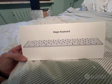 Magic Keyboard Apple