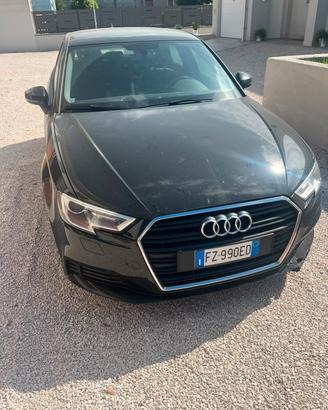AUDI A3 G-TRON 1.5 130CV 