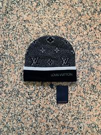 Louis Vuitton Berretto Nero Nuovo Cartellino