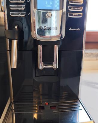 Macchina del caffè automatica Saeco Incanto HD8911