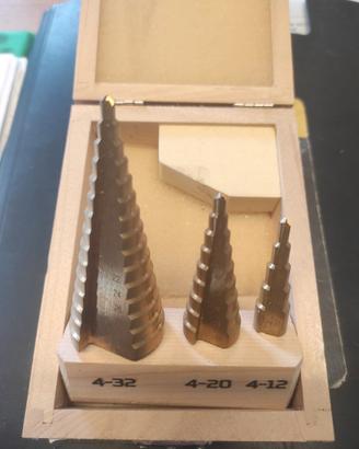 FRESA TITANIO A GRADINO PZ 3 4-32 4-20 4-12