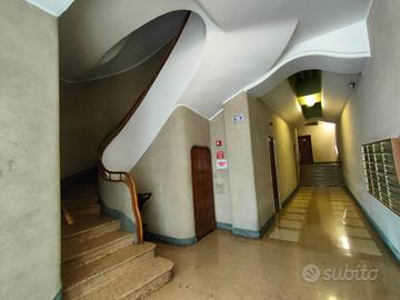 Quadrilocale Genova Foce da ristrutturare