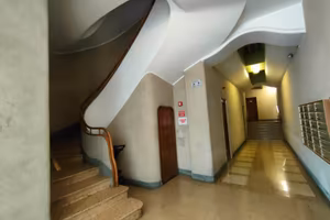 Quadrilocale Genova Foce da ristrutturare