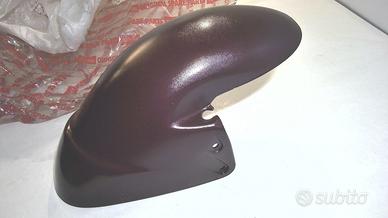 PARAFANGO ANTERIORE ROSSO GULLIVER 50 H2O APRILIA 