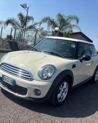 Mini 1.6 16V Cooper D