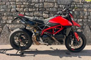 Ducati hypermotard 950