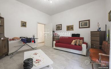 Quattro Locali ristrutturato in VIA Giuseppe Mari