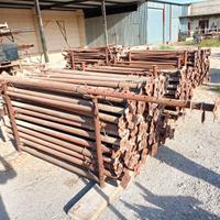 MATERIALE carpenteria cristi corti e puntelli