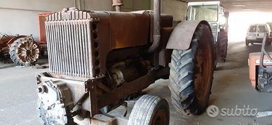 Trattrice Fiat 700 con motore diesel Junkers