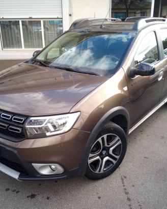 DACIA SANDERO StepWay 1.0 TCE 100cv Benzina/GPL