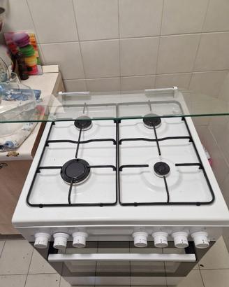 Forno con piano cottura 4 fuochi marca beko