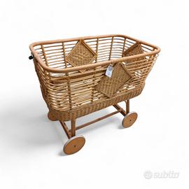 Culla in rattan e midolllino 