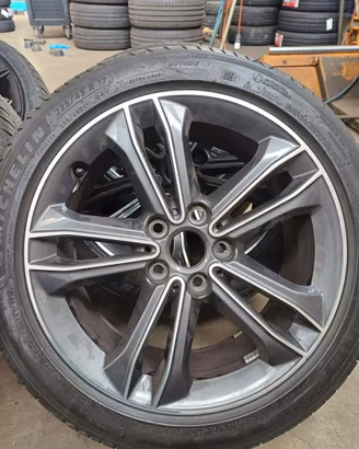 Cerchi e gomme estive BMW 225/45 R 17