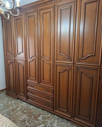 Armadio a 6 ante vintage