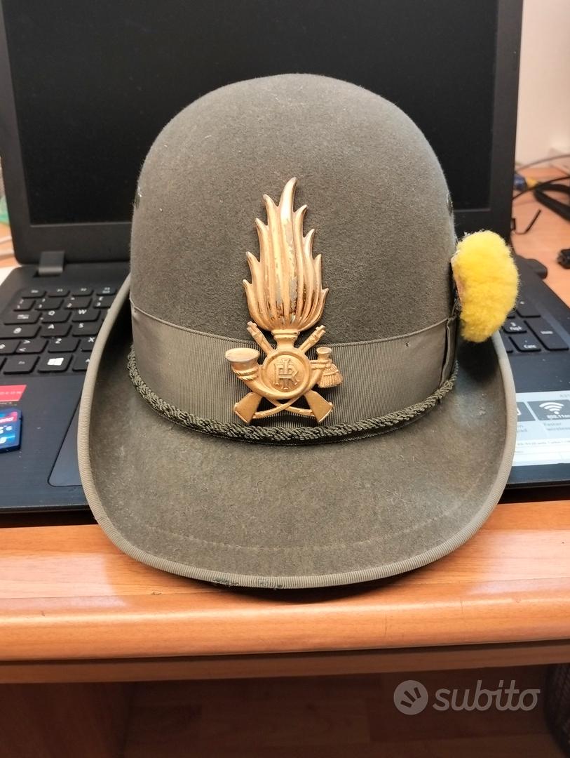 Cappello alpino guardia di finanza Collezionismo In vendita a Rimini