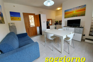 Casa indipendente sanpasquale ( santa teresa)