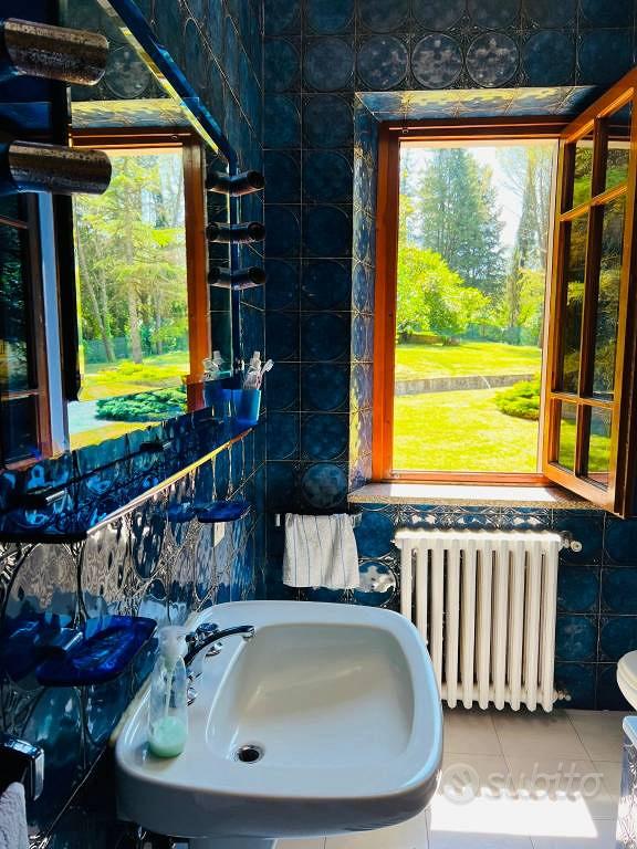 Villa di 420 m² con più di 5 locali e box auto a C - Vista 4
