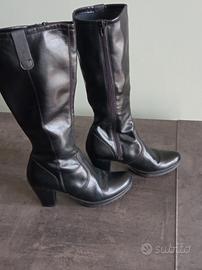 Stivali neri tacco cm 7