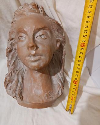 Scultura in terracotta firmata G. Rinaldi 1979