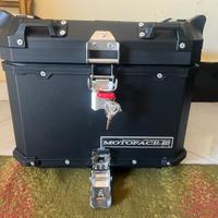 Portapacchi posteriore per moto in alluminio 40L