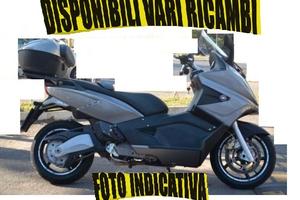 GILERA GP 800 ANNO 2009 x RICAMBI