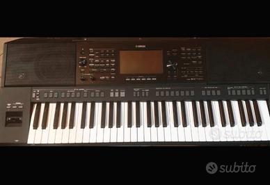Tastiera Yamaha psr sx 720