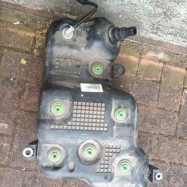 Serbatoio di adblue kia sportage