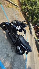 Tmax 500 del 2003 TRATABILE