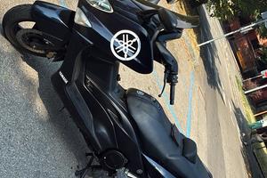 Tmax 500 del 2003 TRATABILE