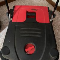 Spazzatrice a spinta