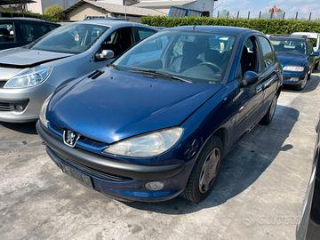 Ricambi usati Peugeot 206 1.1 benz 01 KFW