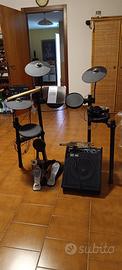 Batteria elettrica Yamaha con amplificatore