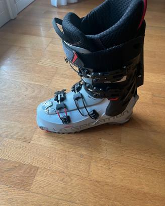 scarpone sci alpinismo la sportiva Vega 40,5 o 26