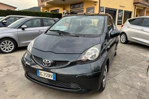 Toyota Aygo 1.0 12V VVT-i 5 porte Sol