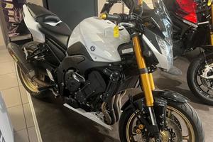 Yamaha FZ8