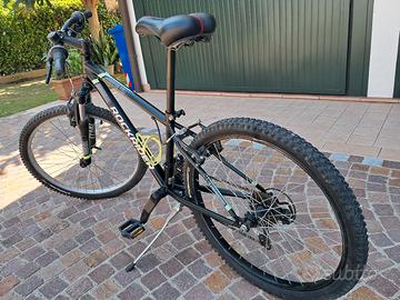 bicletta mountanbike Rockrider ruote mis.24"