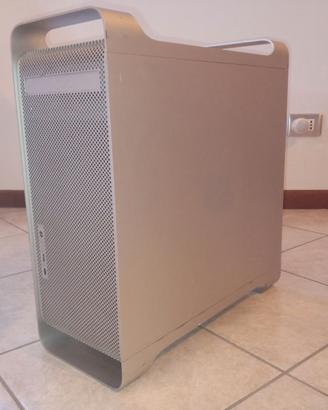 Apple PowerMac G5 cabinet vuoto