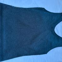 Top blu con paillettes