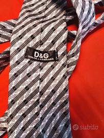 Cravatta D&G bianco e nero 