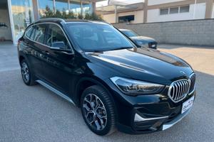Bmw X1 sdrive18d xLine auto LED/NAVI/PELLE/18; PER