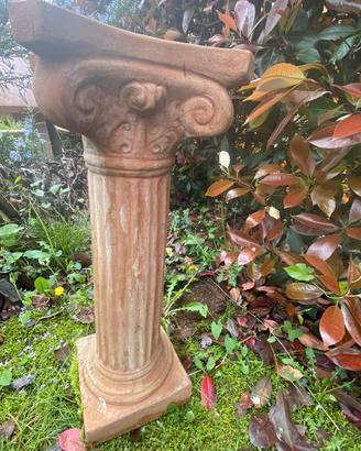 Colonna in terracotta