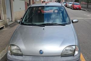 FIAT 600