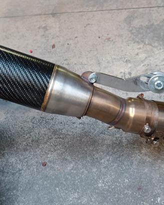 Terminale gpr in carbonio con omologazione
