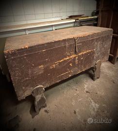Cassoni/Bauli antichissimi in legno