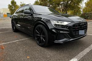Audi q8 strafull