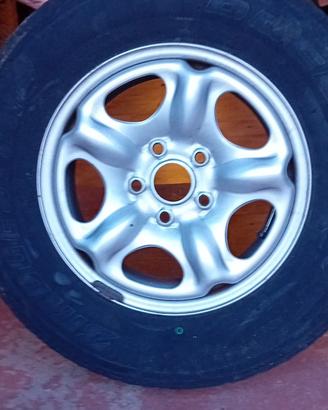 Gomne e cerchi BRIDGESTONE