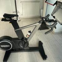 Tecnogym ride bici indor