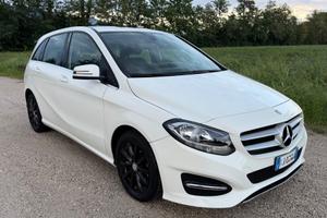 MERCEDES CLASSE B 160 D PREMIUM NEOPATENTATi